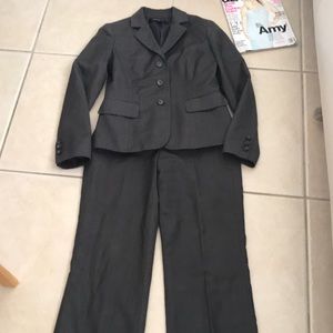 Nine West work Suit